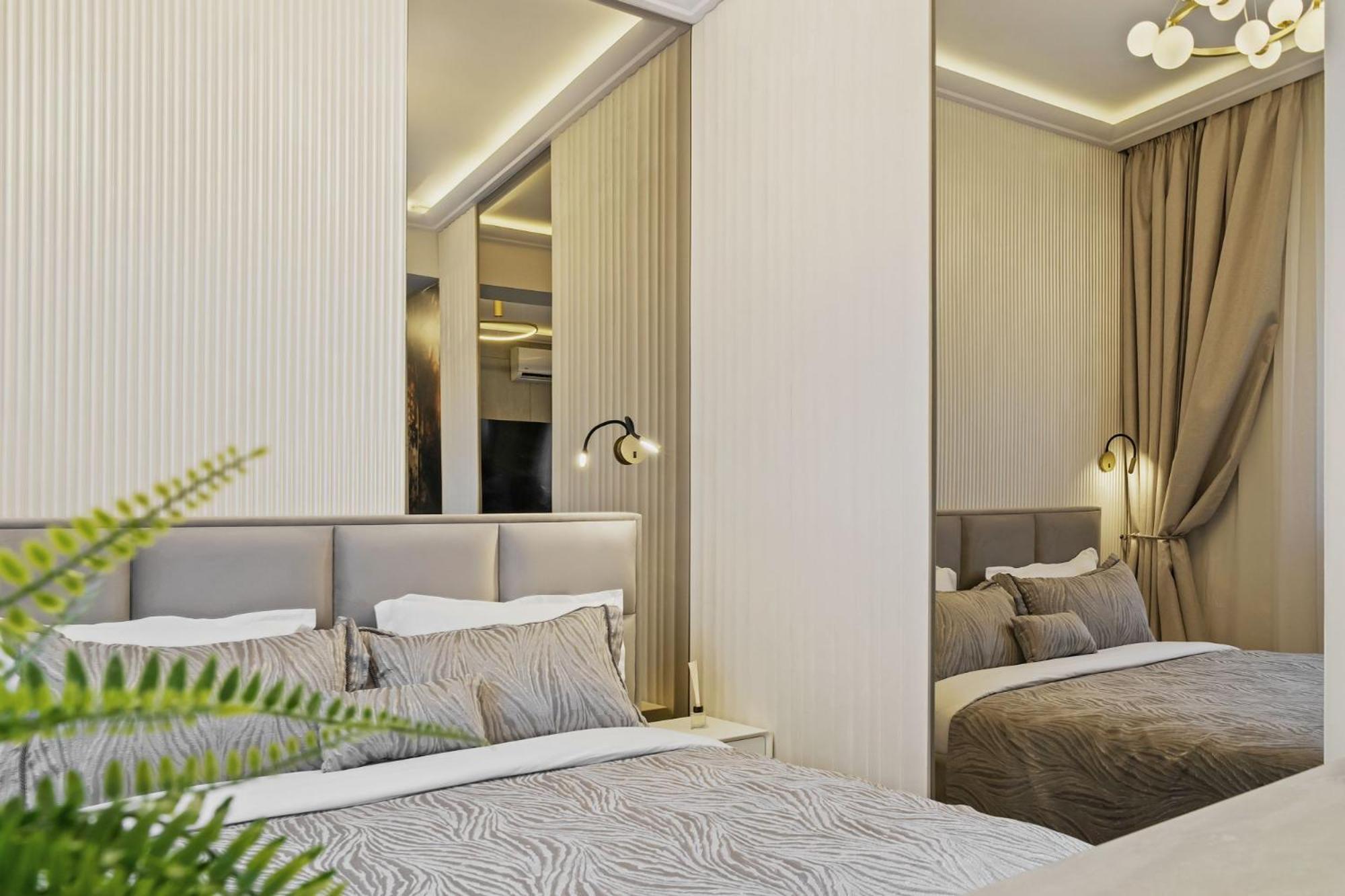 Studio Jungle Breath - City Centre Bucarest Extérieur photo